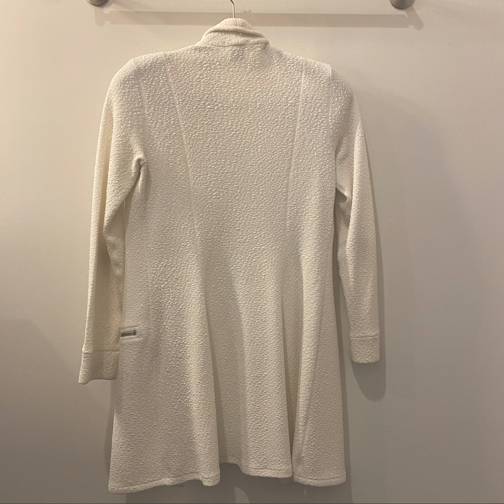 Eva Varro Barcelona jacket in white - Picture 6 of 8